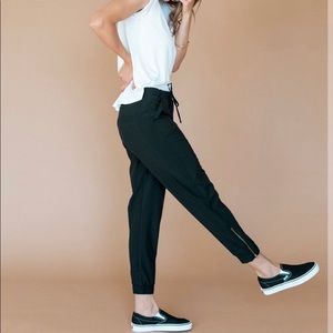 Albion Black Jetsetters